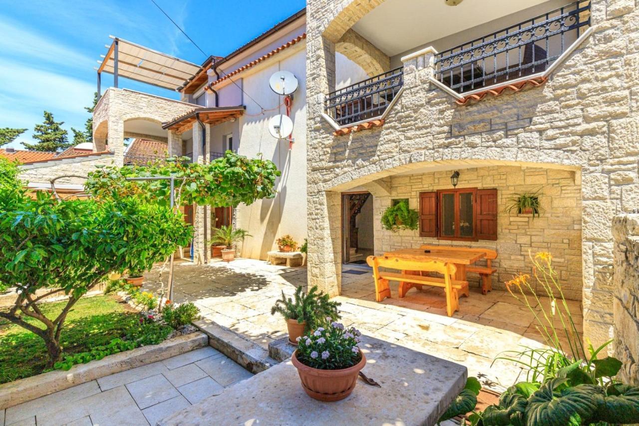 Apartments Mirjana מדולין מראה חיצוני תמונה