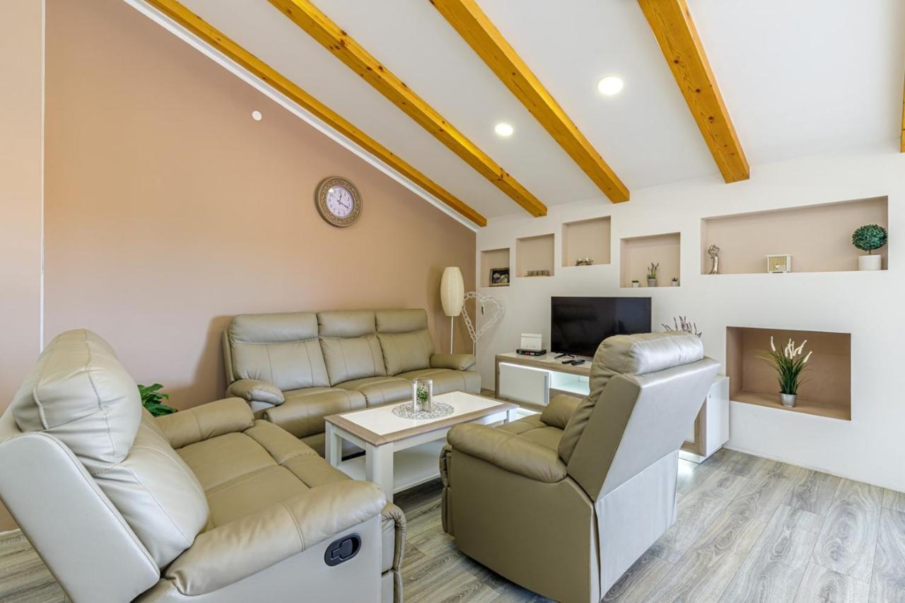 Apartments Mirjana מדולין מראה חיצוני תמונה